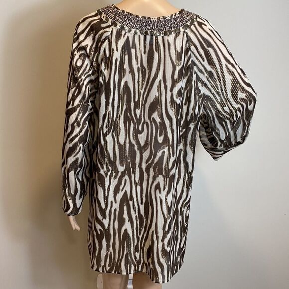 Chico’s long sleeves animal print embellished neck semi-sheer tunic size XL - Picture 4 of 7